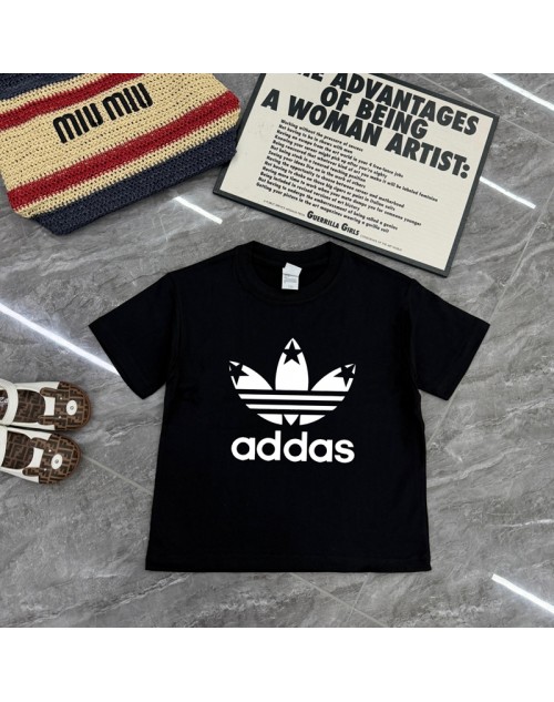 Adidas T-shirt Product Code：D-OYA-ADI-80001When confirming stock and placing an order on whatsapp, please tell us the Product Code