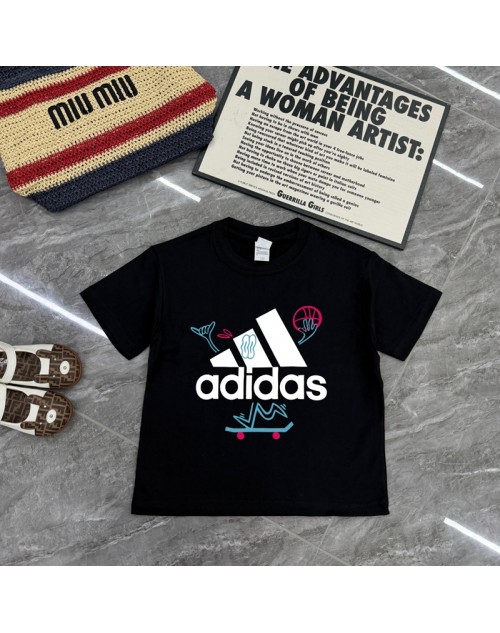 Adidas T-shirt Product Code：D-OYA-ADI-80006When confirming stock and placing an order on whatsapp, please tell us the Product Code