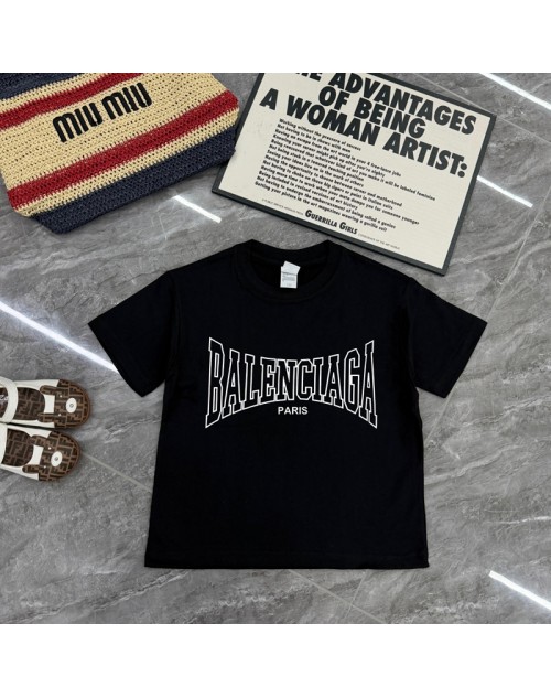 Balenciaga T-shirt Product Code：D-OYA-BALEN-80008When confirming stock and placing an order on whatsapp, please tell us the Product Code