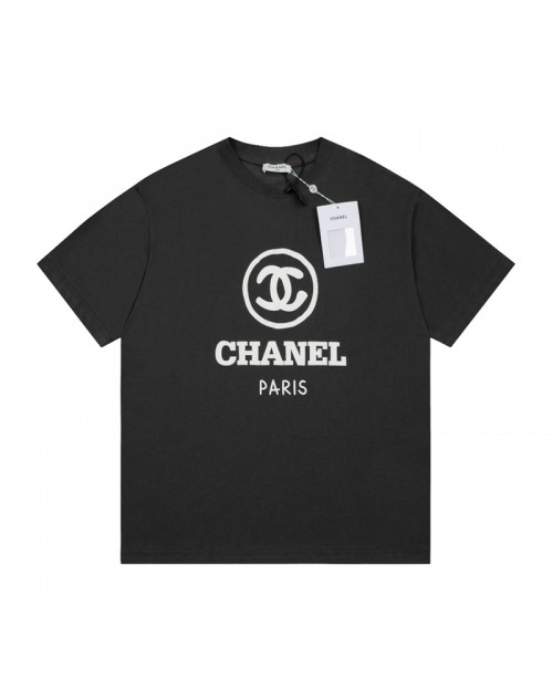 Chanel T-shirt Product Code：D-OYA-CHA-80016When confirming stock and placing an order on whatsapp, please tell us the Product Code