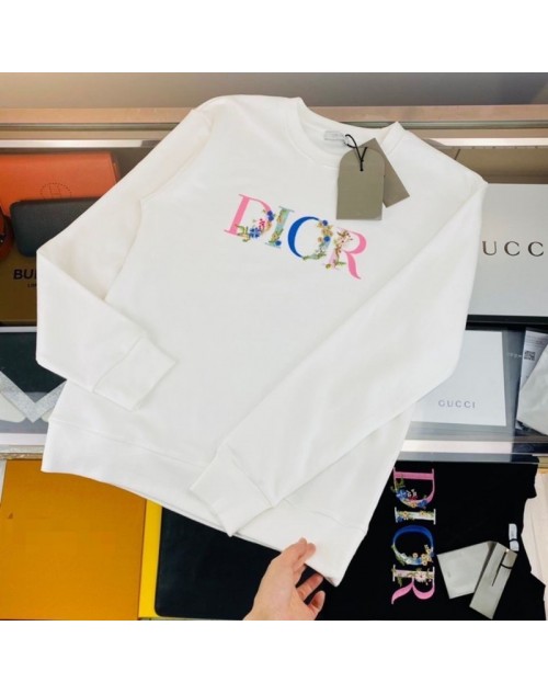 Dior T-shirt Product Code：D-OYA-DIO-80017When confirming stock and placing an order on whatsapp, please tell us the Product Code
