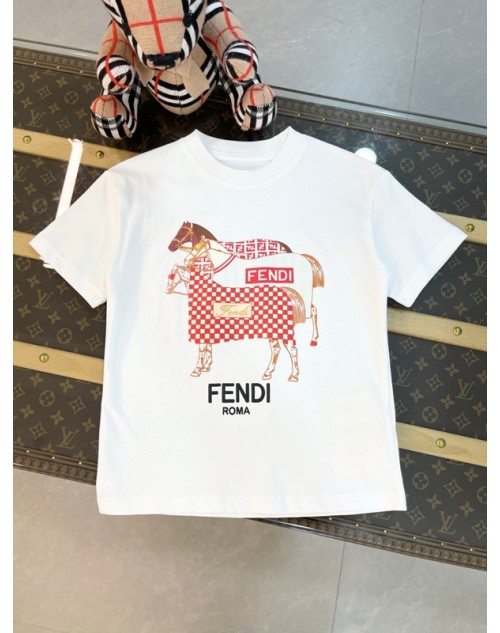 Fendi T-shirt Product Code：D-OYA-FEN-80025When confirming stock and placing an order on whatsapp, please tell us the Product Code