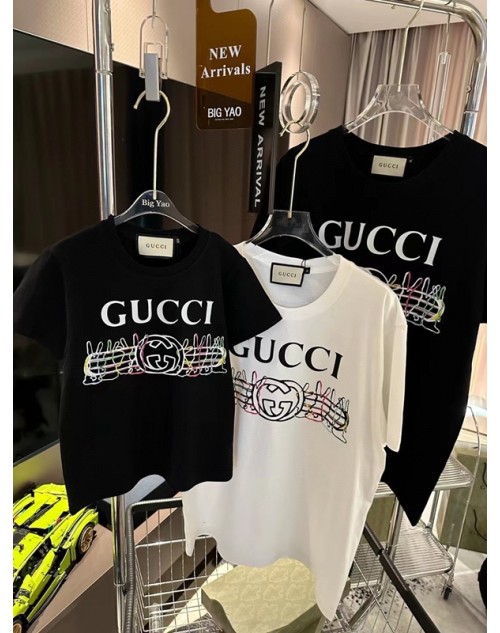 Gucci T-shirt Product Code：D-OYA-GG-80032When confirming stock and placing an order on whatsapp, please tell us the Product Code