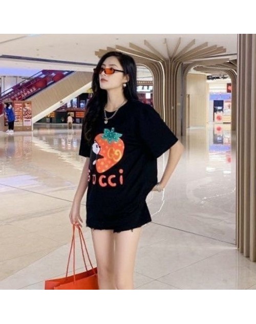 Gucci T-shirt Product Code：D-OYA-GG-80059When confirming stock and placing an order on whatsapp, please tell us the Product Code