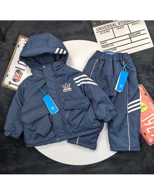 Adidas Children´s clothing Product Code：X-LI-ADI-59045When confirming stock and placing an order on whatsapp, please tell us the Product Code