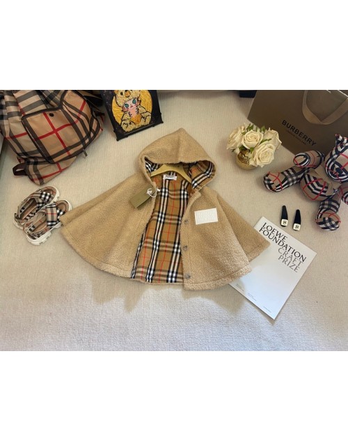 Burberry Children´s clothing Product Code：X-LI-BUR-59006When confirming stock and placing an order on whatsapp, please tell us the Product Code