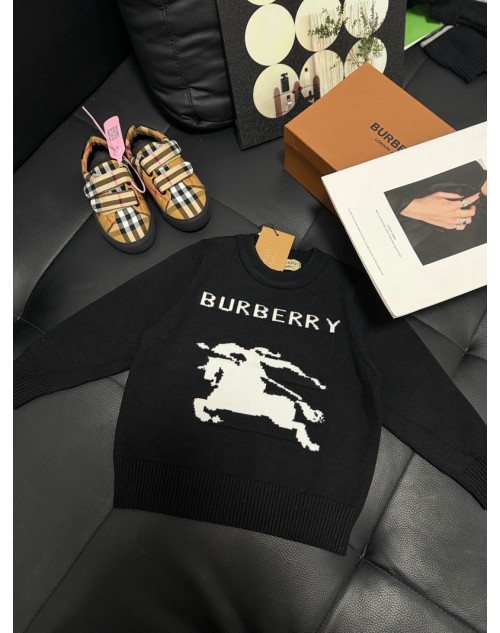 Burberry Children´s clothing Product Code：X-LI-BUR-59216When confirming stock and placing an order on whatsapp, please tell us the Product Code