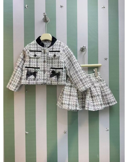 Chanel Children´s clothing Product Code：X-LI-CHA-58893When confirming stock and placing an order on whatsapp, please tell us the Product Code