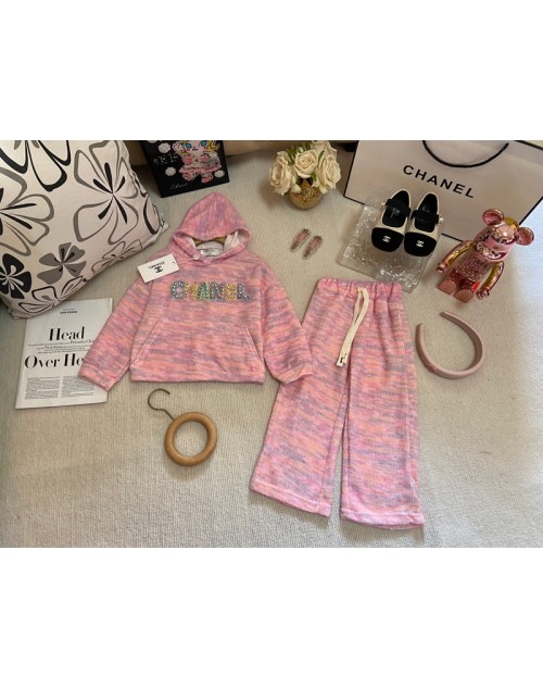 Chanel Children´s clothing Product Code：X-LI-CHA-58940When confirming stock and placing an order on whatsapp, please tell us the Product Code