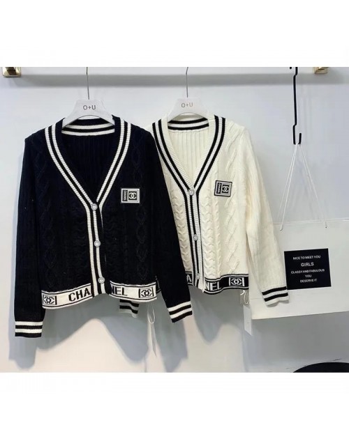 Chanel Sweatshirt jacket Product Code：X-LI-CHA-58964When confirming stock and placing an order on whatsapp, please tell us the Product Code