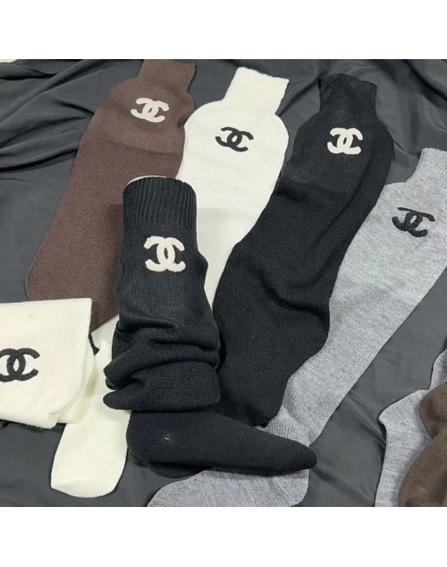 Chanel Socks Product Code：X-LI-CHA-59013When confirming stock and placing an order on whatsapp, please tell us the Product Code
