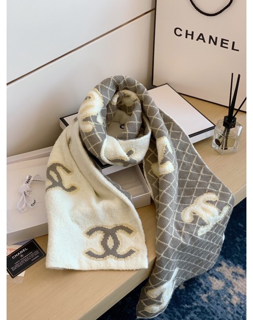 Chanel Scarf Product Code：X-LI-CHA-59055When confirming stock and placing an order on whatsapp, please tell us the Product Code