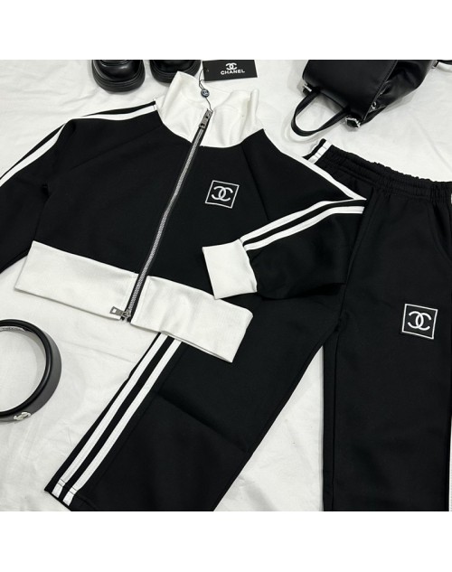 Chanel Children´s clothing Product Code：X-LI-CHA-59104When confirming stock and placing an order on whatsapp, please tell us the Product Code