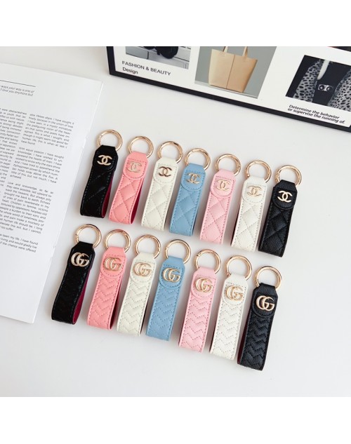 Chanel Key Chain Product Code：X-LI-CHA-59424When confirming stock and placing an order on whatsapp, please tell us the Product Code