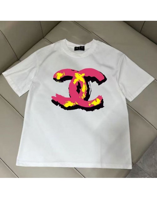 Chanel T-shirt Product Code：X-LI-CHA-59558When confirming stock and placing an order on whatsapp, please tell us the Product Code