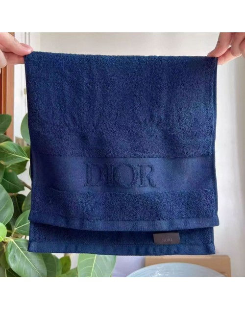Dior Towel Product Code：X-LI-DIO-59012When confirming stock and placing an order on whatsapp, please tell us the Product Code