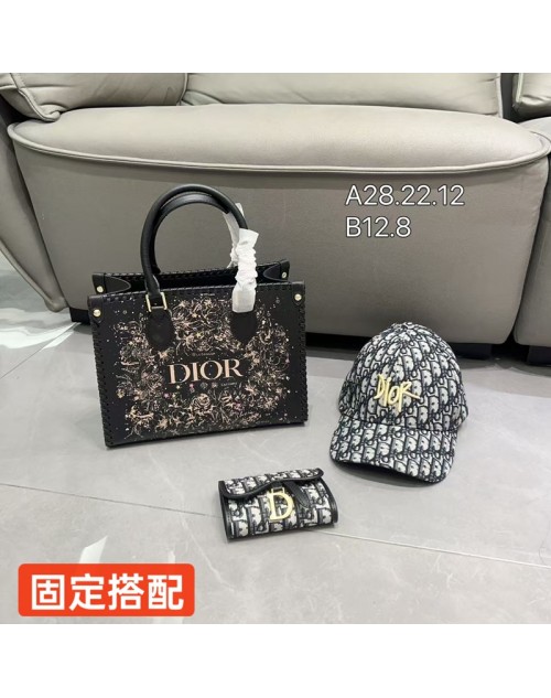 Dior Bag Product Code：X-LI-DIO-59560When confirming stock and placing an order on whatsapp, please tell us the Product Code