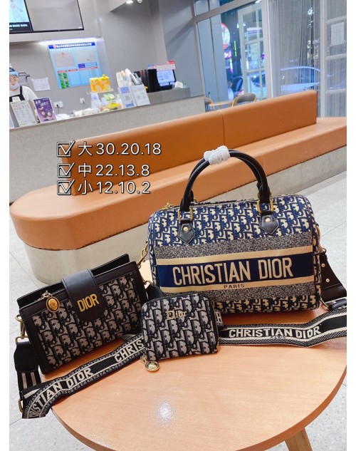 Dior Bag Product Code：X-LI-DIO-59565When confirming stock and placing an order on whatsapp, please tell us the Product Code
