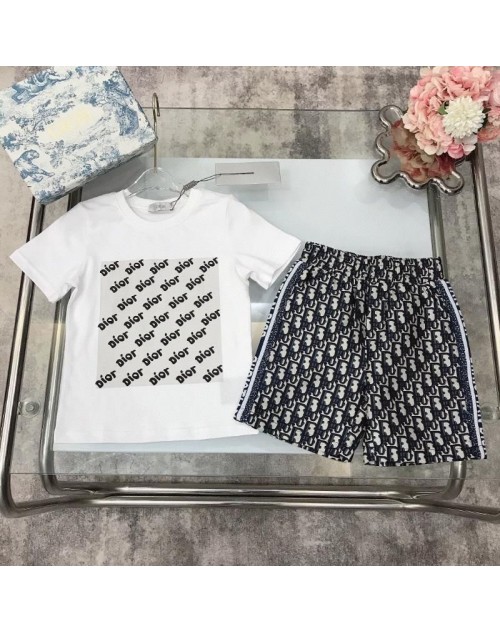 Dior Children´s clothing Product Code：X-LI-DIO-59631When confirming stock and placing an order on whatsapp, please tell us the Product Code