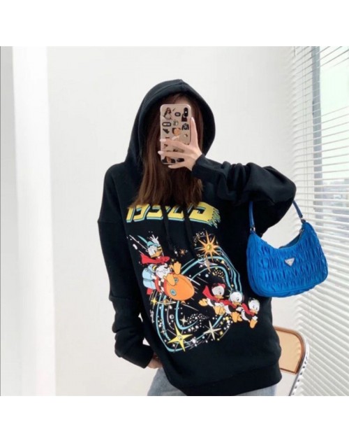 Gucci Autumn and winter new cartoon print Donald duck sweater for men and women