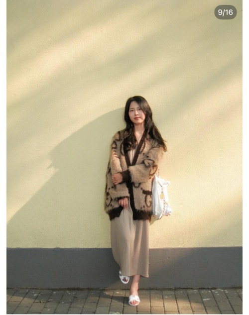 Gucci T-shirt Product Code：X-LI-GG-59021When confirming stock and placing an order on whatsapp, please tell us the Product Code