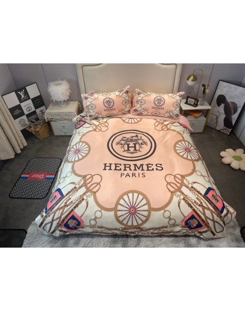 Hermes Bedding Product Code：X-LI-HER-59492When confirming stock and placing an order on whatsapp, please tell us the Product Code