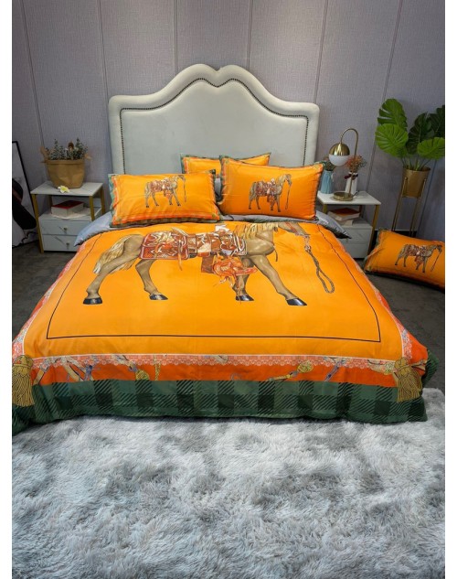 Hermes Bedding Product Code：X-LI-HER-59506When confirming stock and placing an order on whatsapp, please tell us the Product Code