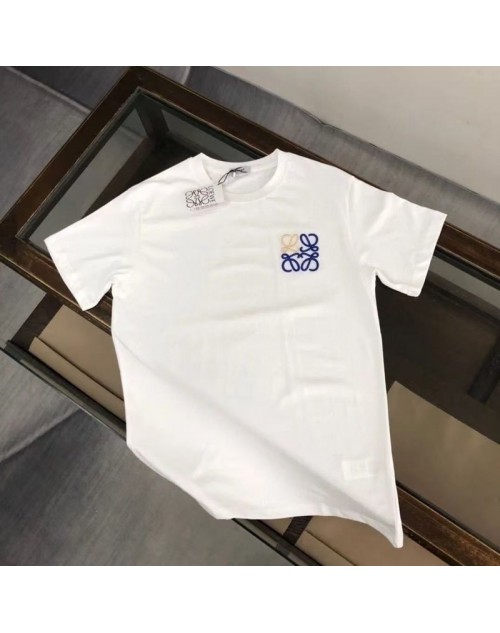 LOEWE T-shirt Product Code：X-LI-LOE-59484When confirming stock and placing an order on whatsapp, please tell us the Product Code