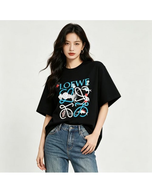 LOEWE T-shirt Product Code：X-LI-LOE-59541When confirming stock and placing an order on whatsapp, please tell us the Product Code
