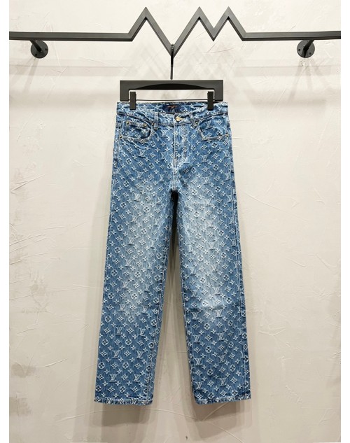 Lv Pants Product Code：X-LI-LV-58987When confirming stock and placing an order on whatsapp, please tell us the Product Code