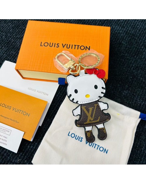 Lv Key Chain Product Code：X-LI-LV-59611When confirming stock and placing an order on whatsapp, please tell us the Product Code