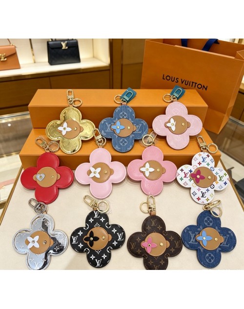 Lv Key Chain Product Code：X-LI-LV-59612When confirming stock and placing an order on whatsapp, please tell us the Product Code