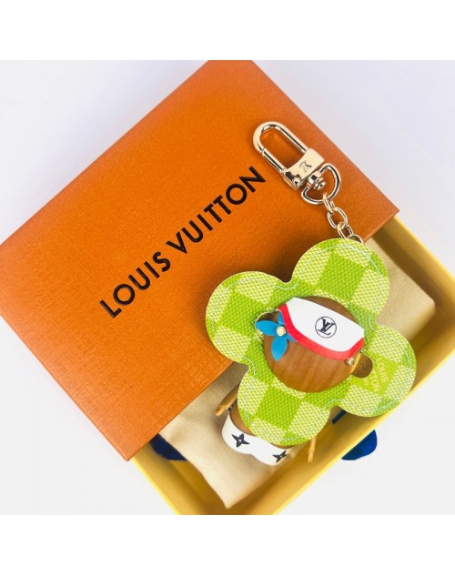 Lv Key Chain Product Code：X-LI-LV-59623When confirming stock and placing an order on whatsapp, please tell us the Product Code