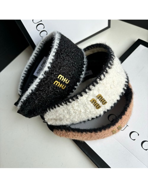 MiuMiu Hair accessories Product Code：X-LI-MIU-59392When confirming stock and placing an order on whatsapp, please tell us the Product Code