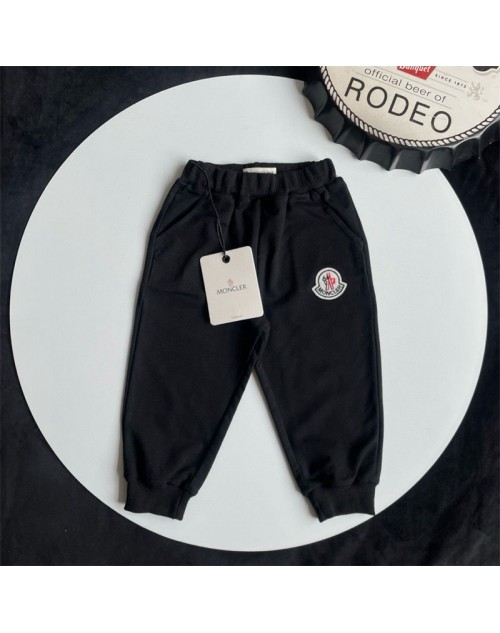 Moncler Pants Product Code：X-LI-MON-58887When confirming stock and placing an order on whatsapp, please tell us the Product Code