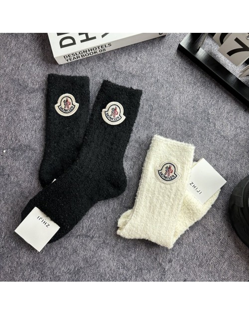 Moncler Socks Product Code：X-LI-MON-59129When confirming stock and placing an order on whatsapp, please tell us the Product Code