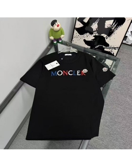 Moncler T-shirt Product Code：X-LI-MON-59477When confirming stock and placing an order on whatsapp, please tell us the Product Code