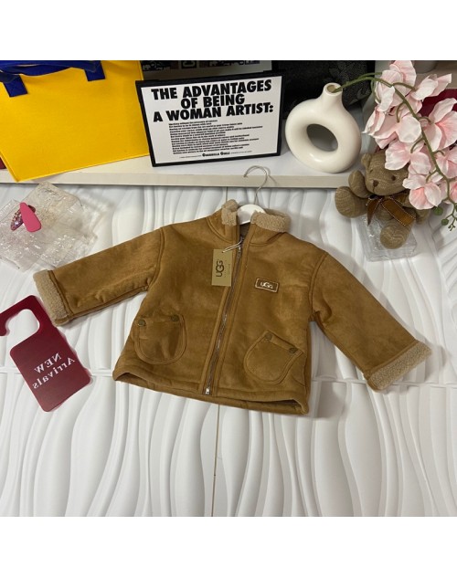 UGGChildren´s clothing Product Code：X-LI-UGG-59145When confirming stock and placing an order on whatsapp, please tell us the Product Code