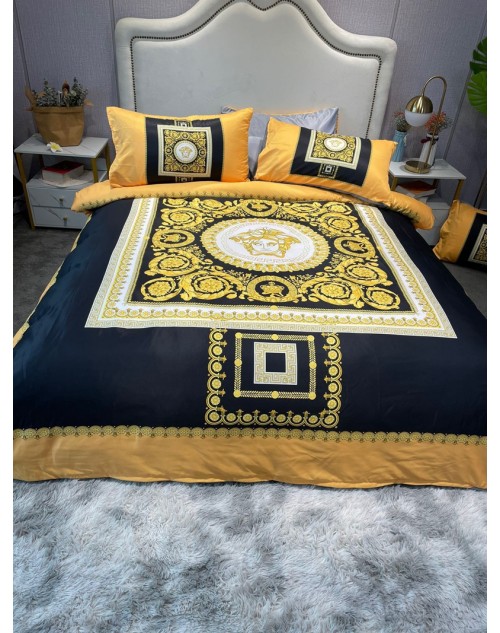 Versace Bedding Product Code：X-LI-VER-59505When confirming stock and placing an order on whatsapp, please tell us the Product Code